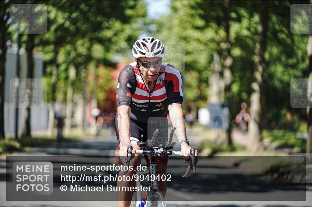 09.08.2026 - GEWOBA Citytriathlon Bremen Michael Burmester http://msf.ph/oto/9949402 09.08.2026 12:49:47 Radfahren 680, 710, 852, 874, 924, 946, 983, 1150 meine-sportfotos.de