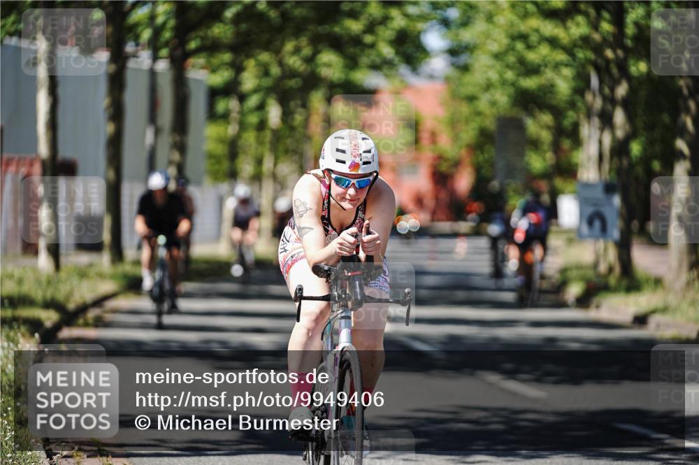 09.08.2026 - GEWOBA Citytriathlon Bremen Michael Burmester http://msf.ph/oto/9949406 09.08.2026 12:49:53 Radfahren 590, 680, 777, 852, 874, 946, 967, 1008, 1150 meine-sportfotos.de