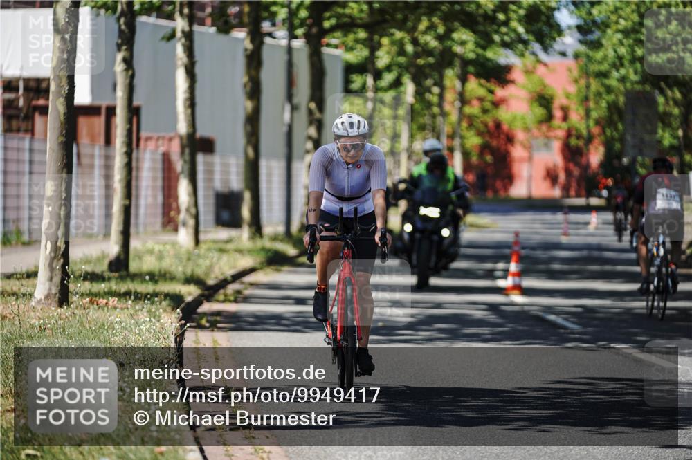 09.08.2026 - GEWOBA Citytriathlon Bremen Michael Burmester http://msf.ph/oto/9949417 09.08.2026 12:49:59 Radfahren 557, 590, 686, 773, 777, 784, 874, 946, 967, 1008 meine-sportfotos.de