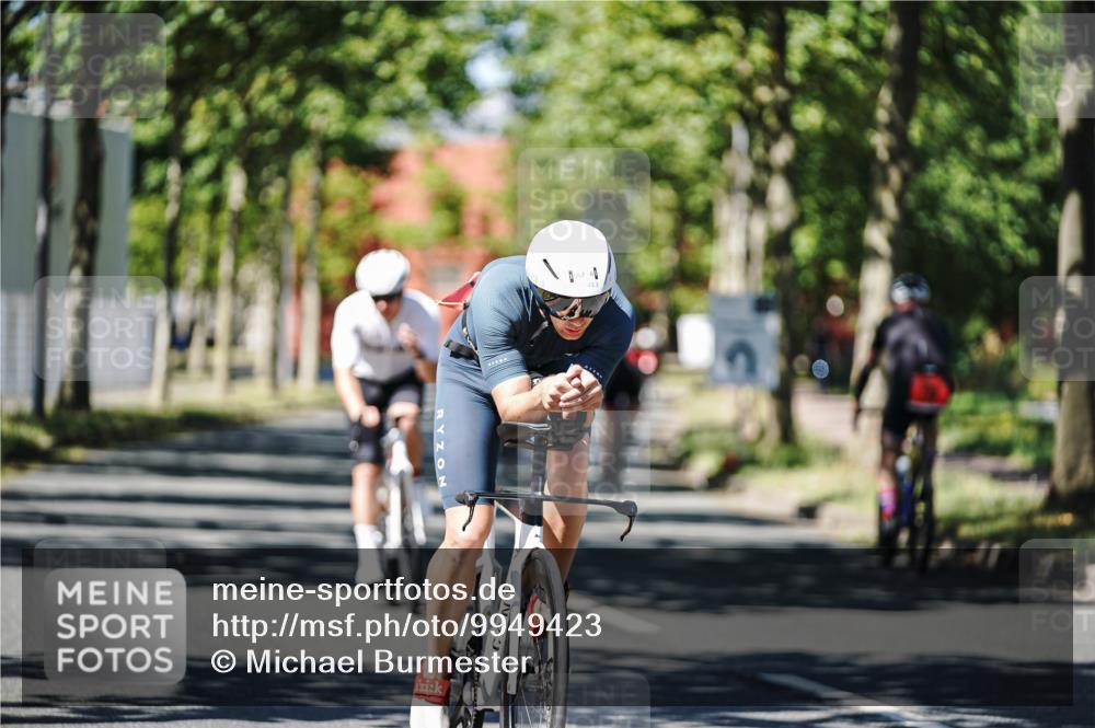 09.08.2026 - GEWOBA Citytriathlon Bremen Michael Burmester http://msf.ph/oto/9949423 09.08.2026 12:50:04 Radfahren 557, 590, 686, 773, 777, 784, 875, 946, 967, 1008 meine-sportfotos.de