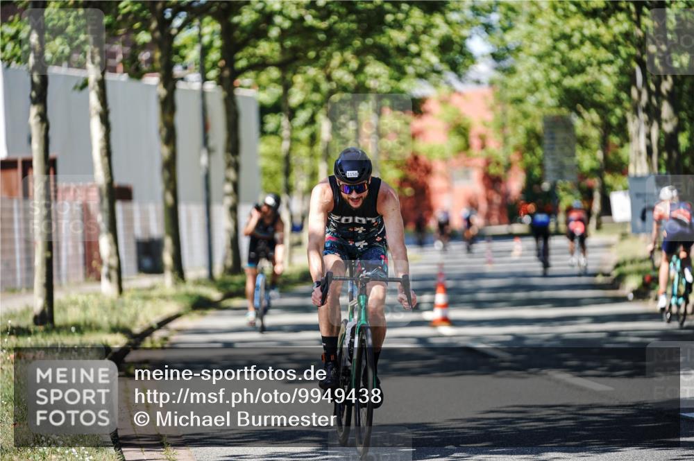 09.08.2026 - GEWOBA Citytriathlon Bremen Michael Burmester http://msf.ph/oto/9949438 09.08.2026 12:50:30 Radfahren 589, 737, 964, 993, 1158 meine-sportfotos.de