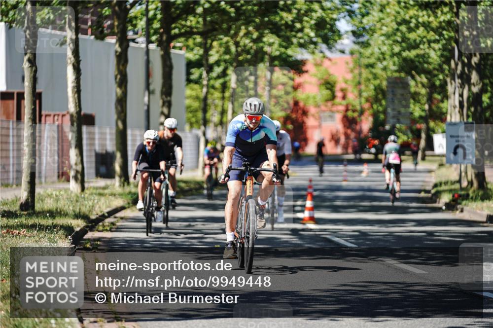 09.08.2026 - GEWOBA Citytriathlon Bremen Michael Burmester http://msf.ph/oto/9949448 09.08.2026 12:50:40 Radfahren 594, 648, 730, 737, 794, 932, 993, 1016, 1137, 1139, 1158 meine-sportfotos.de