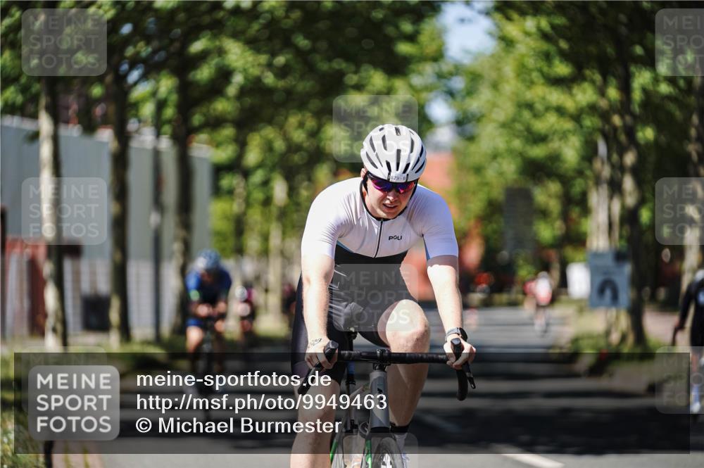09.08.2026 - GEWOBA Citytriathlon Bremen Michael Burmester http://msf.ph/oto/9949463 09.08.2026 12:50:52 Radfahren 594, 624, 730, 799, 808, 879, 932, 987, 1016, 1137, 1139 meine-sportfotos.de