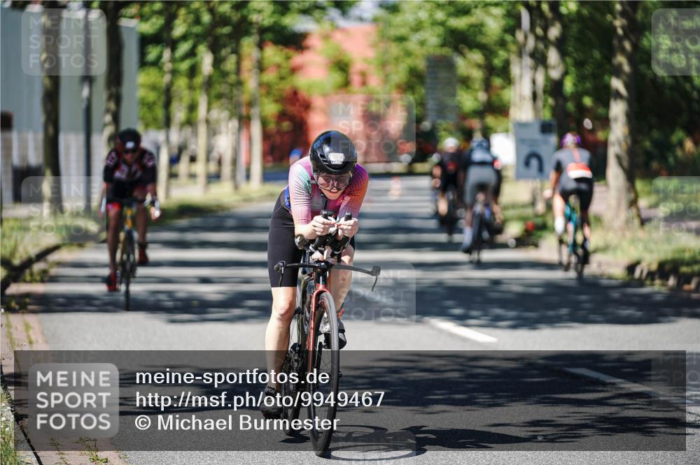 09.08.2026 - GEWOBA Citytriathlon Bremen Michael Burmester http://msf.ph/oto/9949467 09.08.2026 12:50:56 Radfahren 624, 799, 808, 879, 932, 987, 1016, 1139 meine-sportfotos.de