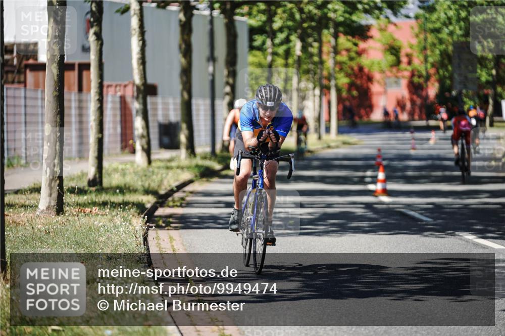 09.08.2026 - GEWOBA Citytriathlon Bremen Michael Burmester http://msf.ph/oto/9949474 09.08.2026 12:51:07 Radfahren 606, 624, 808, 884, 987, 1133 meine-sportfotos.de