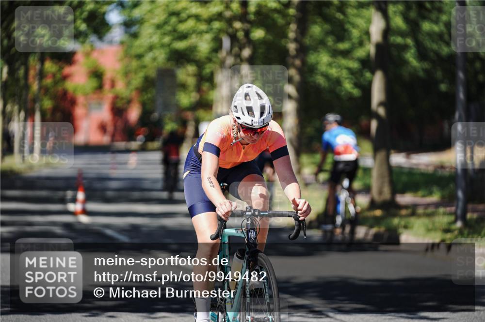 09.08.2026 - GEWOBA Citytriathlon Bremen Michael Burmester http://msf.ph/oto/9949482 09.08.2026 12:51:12 Radfahren 606, 884, 1133 meine-sportfotos.de