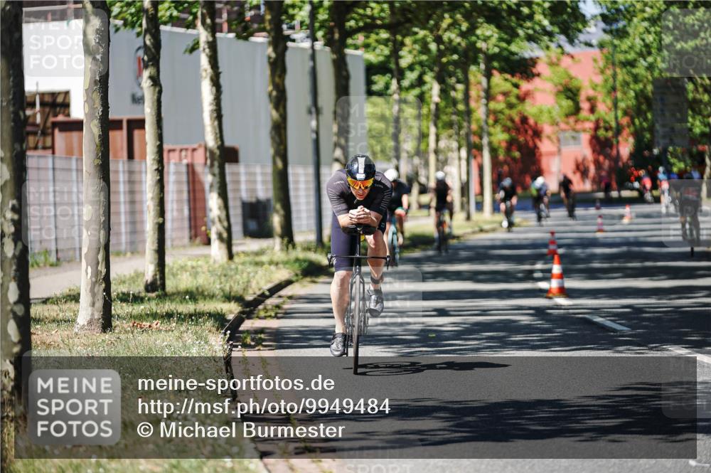 09.08.2026 - GEWOBA Citytriathlon Bremen Michael Burmester http://msf.ph/oto/9949484 09.08.2026 12:51:23 Radfahren 606, 880, 884, 1019 meine-sportfotos.de