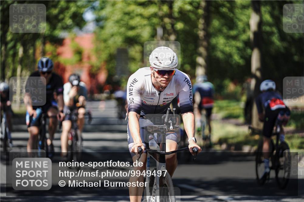 09.08.2026 - GEWOBA Citytriathlon Bremen Michael Burmester http://msf.ph/oto/9949497 09.08.2026 12:51:32 Radfahren 560, 562, 595, 756, 787, 880, 909, 914, 1019, 1110, 1155 meine-sportfotos.de