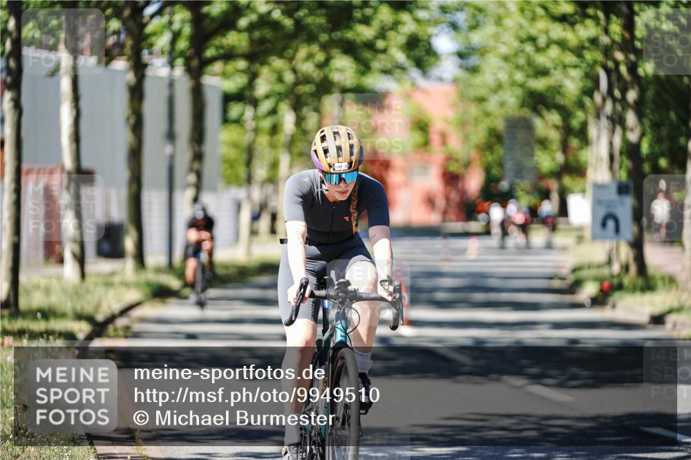 09.08.2026 - GEWOBA Citytriathlon Bremen Michael Burmester http://msf.ph/oto/9949510 09.08.2026 12:51:41 Radfahren 560, 562, 595, 668, 756, 787, 877, 880, 909, 914, 1013, 1110, 1143, 1155 meine-sportfotos.de
