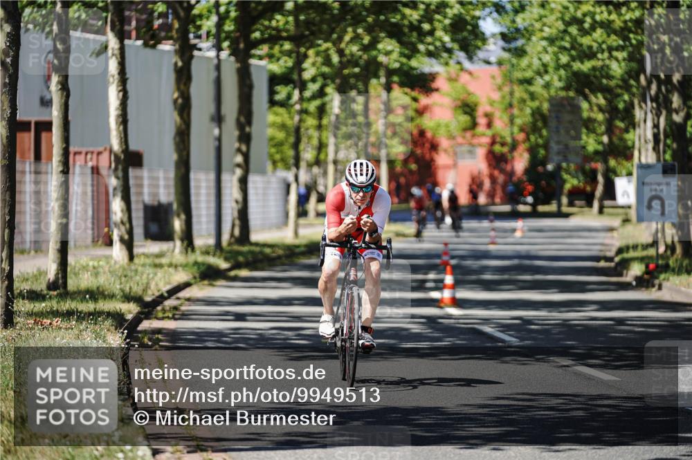09.08.2026 - GEWOBA Citytriathlon Bremen Michael Burmester http://msf.ph/oto/9949513 09.08.2026 12:51:46 Radfahren 560, 562, 595, 668, 787, 877, 909, 914, 1013, 1110, 1143, 1155 meine-sportfotos.de