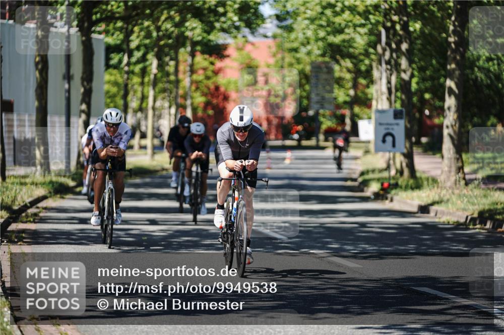 09.08.2026 - GEWOBA Citytriathlon Bremen Michael Burmester http://msf.ph/oto/9949538 09.08.2026 12:52:13 Radfahren 679, 682, 717, 750, 820, 826, 979, 990, 1130 meine-sportfotos.de