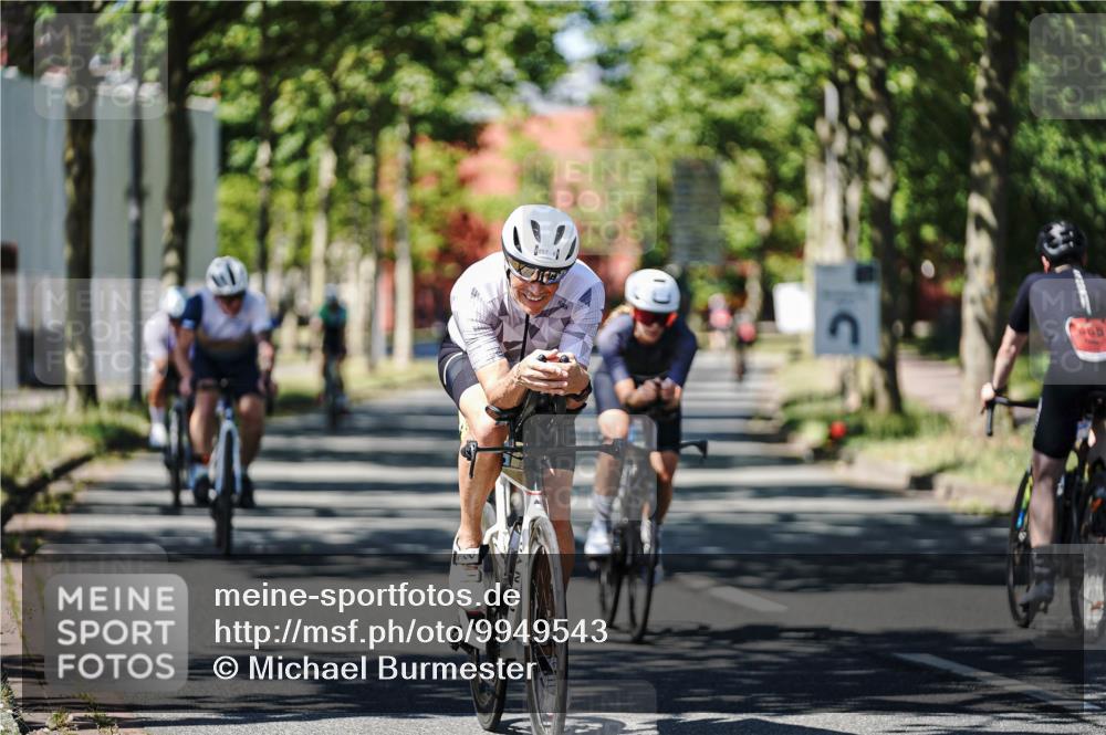 09.08.2026 - GEWOBA Citytriathlon Bremen Michael Burmester http://msf.ph/oto/9949543 09.08.2026 12:52:14 Radfahren 679, 682, 717, 750, 820, 826, 979, 1130 meine-sportfotos.de