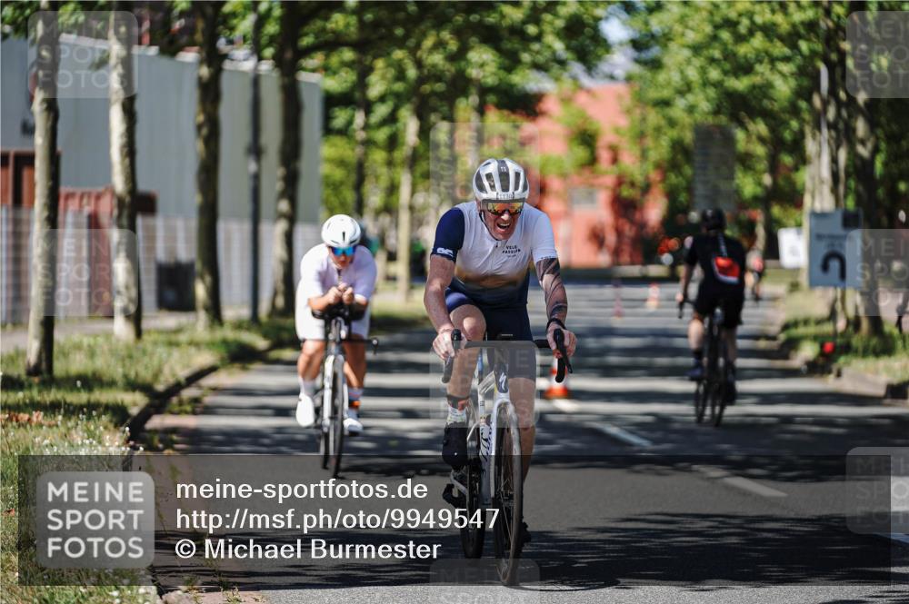 09.08.2026 - GEWOBA Citytriathlon Bremen Michael Burmester http://msf.ph/oto/9949547 09.08.2026 12:52:15 Radfahren 679, 682, 717, 750, 820, 826, 979, 1130 meine-sportfotos.de