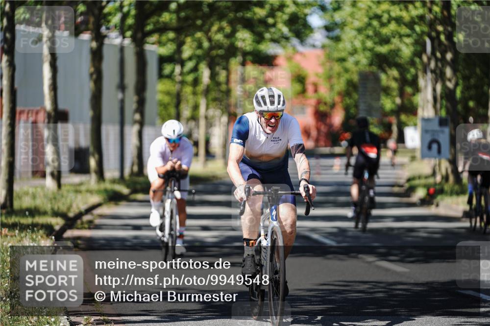09.08.2026 - GEWOBA Citytriathlon Bremen Michael Burmester http://msf.ph/oto/9949548 09.08.2026 12:52:15 Radfahren 679, 682, 717, 750, 820, 826, 979, 1130 meine-sportfotos.de