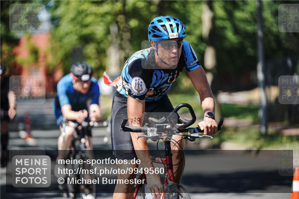 09.08.2026 - GEWOBA Citytriathlon Bremen Michael Burmester http://msf.ph/oto/9949560 09.08.2026 12:54:11 Radfahren 552, 566, 572, 577, 728, 758, 788, 790, 792, 804, 846, 861, 895, 939, 981, 1006, 1101, 1119, 1124, 1138 meine-sportfotos.de