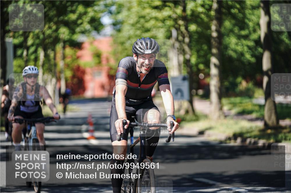 09.08.2026 - GEWOBA Citytriathlon Bremen Michael Burmester http://msf.ph/oto/9949561 09.08.2026 12:54:12 Radfahren 552, 566, 577, 728, 788, 790, 792, 804, 846, 861, 895, 939, 981, 1006, 1101, 1119, 1124, 1138 meine-sportfotos.de