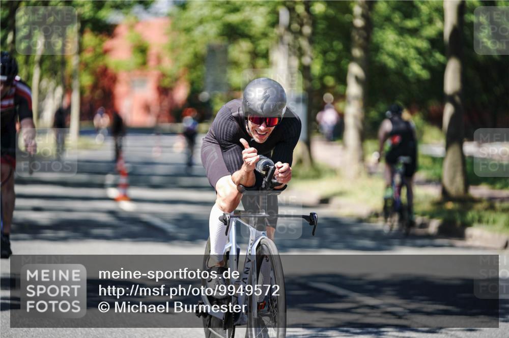 09.08.2026 - GEWOBA Citytriathlon Bremen Michael Burmester http://msf.ph/oto/9949572 09.08.2026 12:54:24 Radfahren 574, 577, 639, 781, 792, 812, 816, 861, 864, 895, 1006, 1127 meine-sportfotos.de