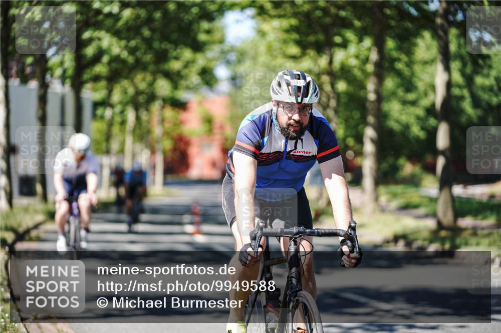 09.08.2026 - GEWOBA Citytriathlon Bremen Michael Burmester http://msf.ph/oto/9949588 09.08.2026 12:54:42 Radfahren 541, 596, 623, 695, 733, 744, 812, 816, 935, 1118, 1142 meine-sportfotos.de