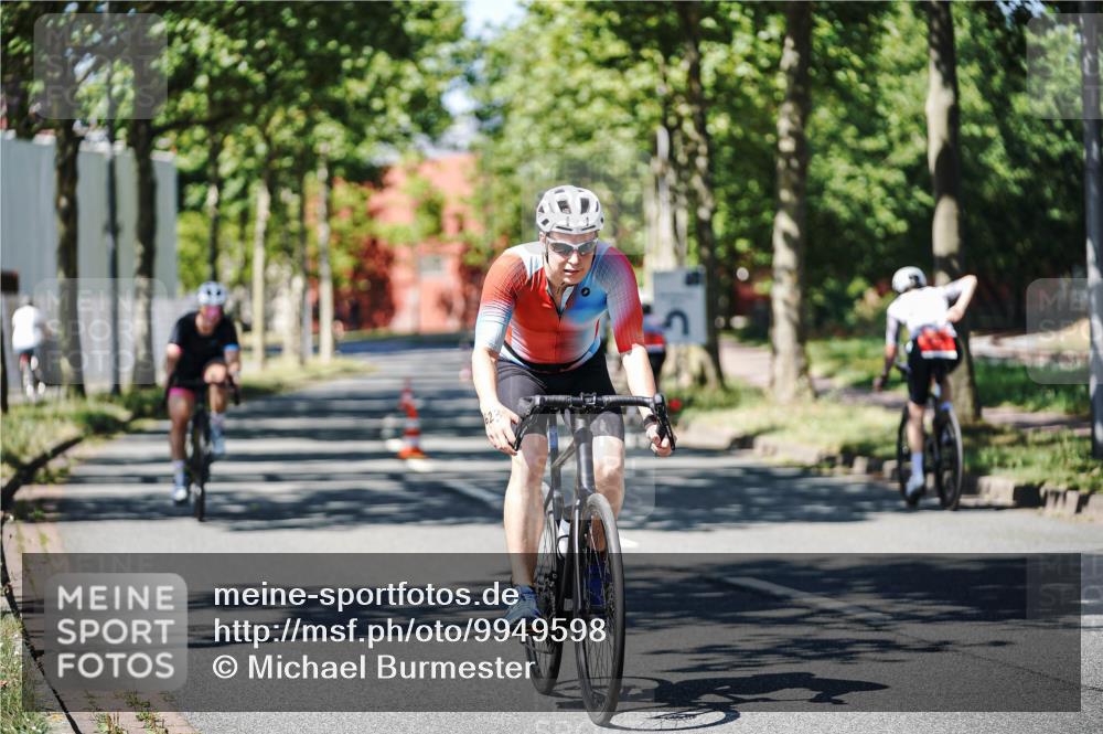 09.08.2026 - GEWOBA Citytriathlon Bremen Michael Burmester http://msf.ph/oto/9949598 09.08.2026 12:54:46 Radfahren 541, 596, 623, 695, 733, 744, 935, 1118, 1142 meine-sportfotos.de