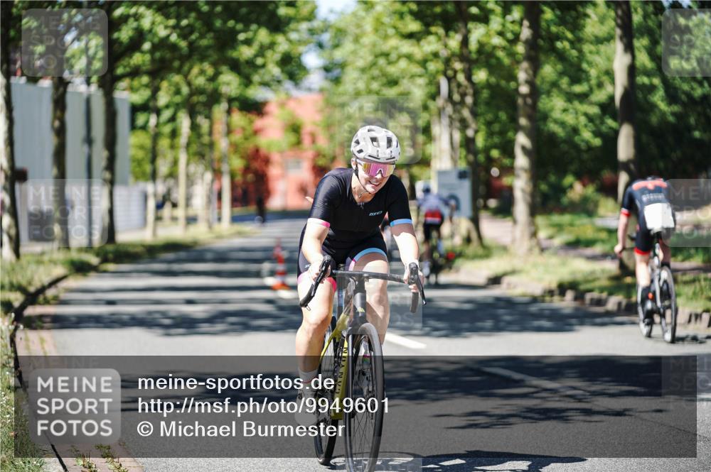 09.08.2026 - GEWOBA Citytriathlon Bremen Michael Burmester http://msf.ph/oto/9949601 09.08.2026 12:54:48 Radfahren 541, 596, 623, 695, 733, 744, 935, 1118, 1142 meine-sportfotos.de