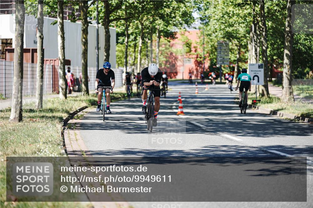 09.08.2026 - GEWOBA Citytriathlon Bremen Michael Burmester http://msf.ph/oto/9949611 09.08.2026 12:55:04 Radfahren 565, 568, 743, 745, 839, 911, 970 meine-sportfotos.de