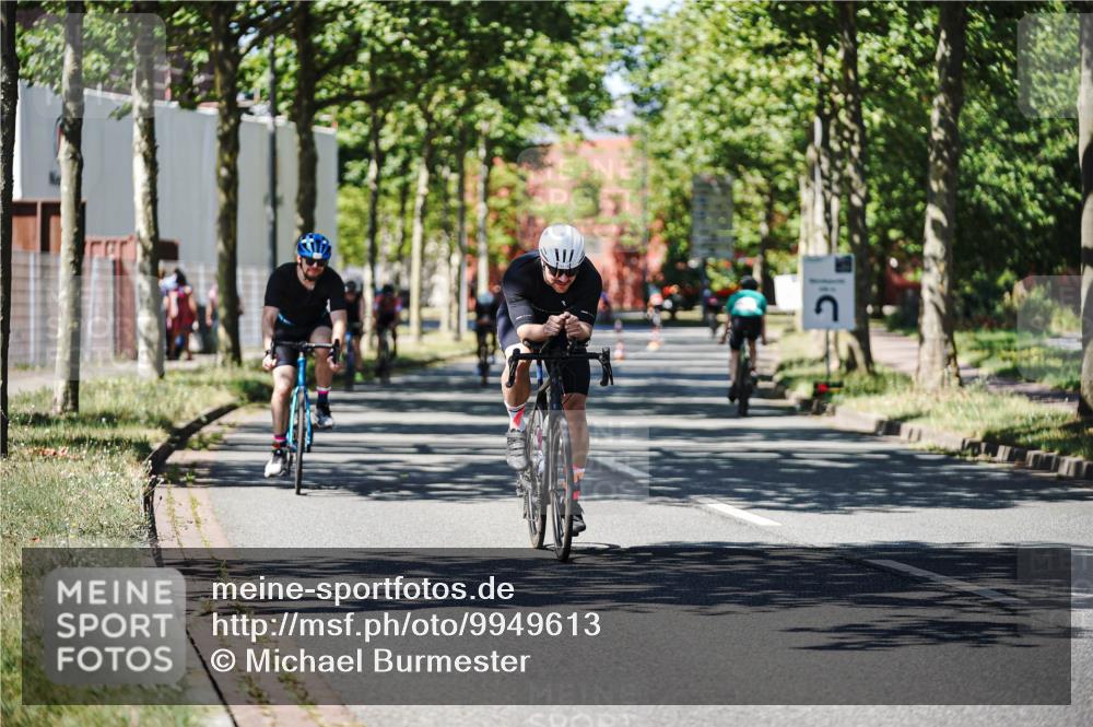 09.08.2026 - GEWOBA Citytriathlon Bremen Michael Burmester http://msf.ph/oto/9949613 09.08.2026 12:55:04 Radfahren 565, 568, 743, 745, 839, 911, 970 meine-sportfotos.de