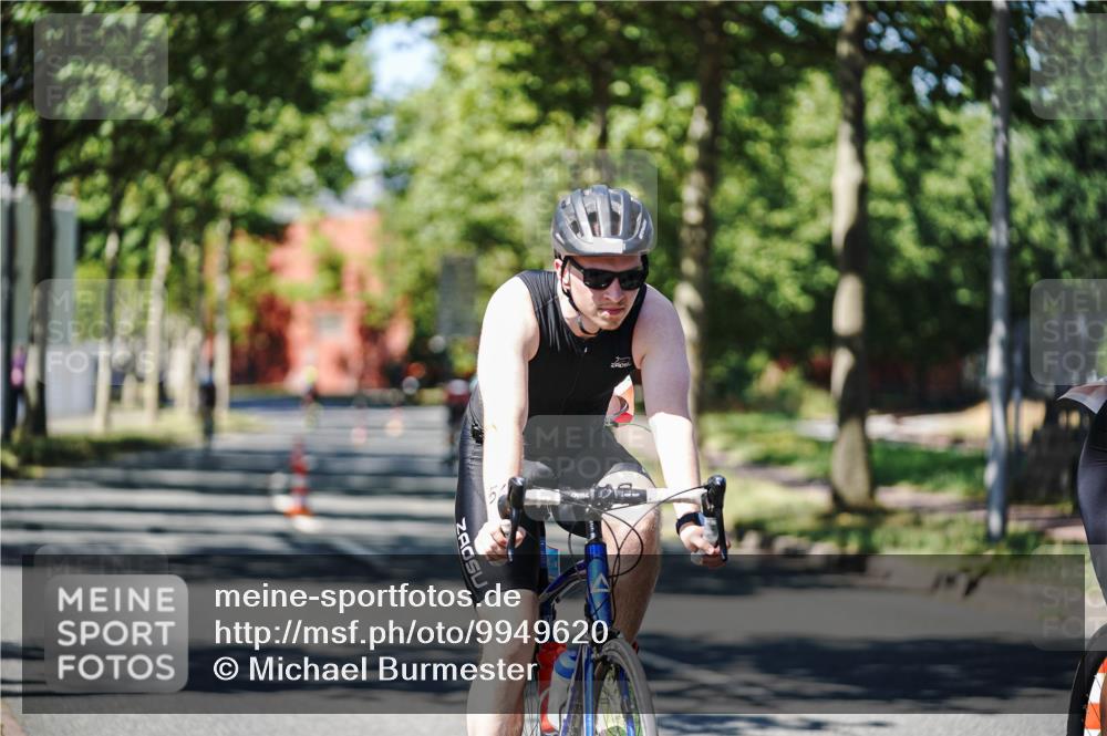 09.08.2026 - GEWOBA Citytriathlon Bremen Michael Burmester http://msf.ph/oto/9949620 09.08.2026 12:55:10 Radfahren 565, 568, 743, 745, 789, 839, 911, 970 meine-sportfotos.de