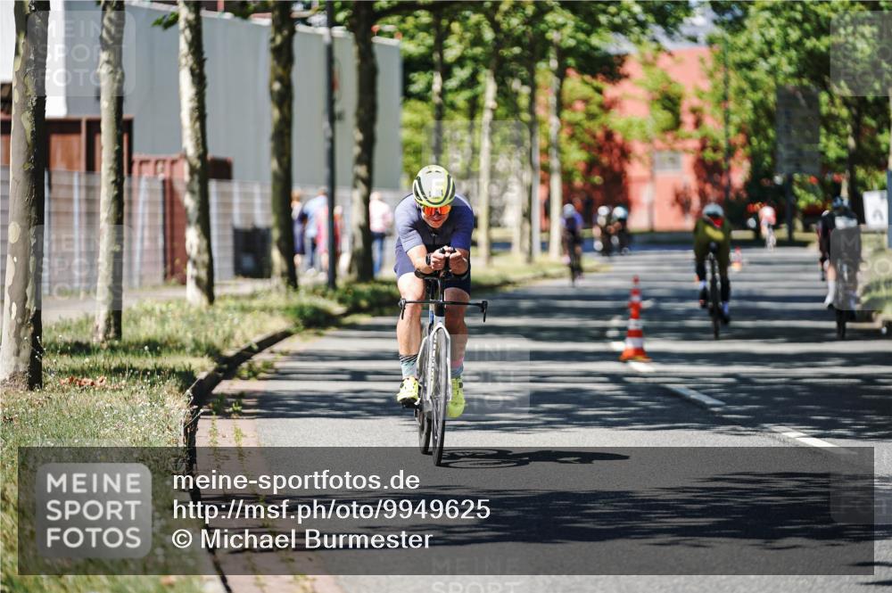 09.08.2026 - GEWOBA Citytriathlon Bremen Michael Burmester http://msf.ph/oto/9949625 09.08.2026 12:55:18 Radfahren 565, 705, 743, 745, 789, 911, 930, 970 meine-sportfotos.de