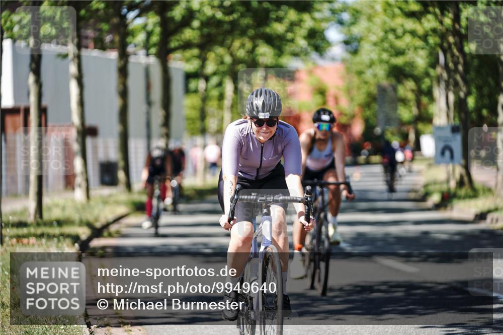 09.08.2026 - GEWOBA Citytriathlon Bremen Michael Burmester http://msf.ph/oto/9949640 09.08.2026 12:55:33 Radfahren 653, 675, 694, 872, 918, 930, 938, 948, 960, 1111, 1131, 1147 meine-sportfotos.de