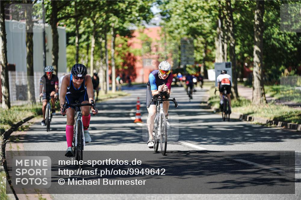 09.08.2026 - GEWOBA Citytriathlon Bremen Michael Burmester http://msf.ph/oto/9949642 09.08.2026 12:55:34 Radfahren 653, 675, 694, 872, 918, 930, 938, 948, 960, 1111, 1131, 1147 meine-sportfotos.de