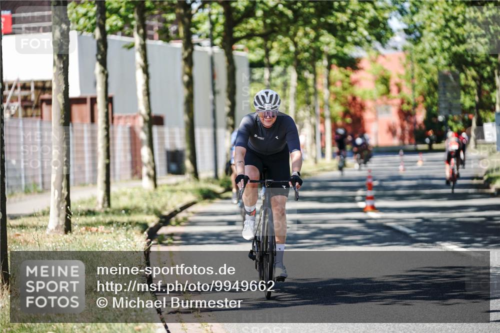 09.08.2026 - GEWOBA Citytriathlon Bremen Michael Burmester http://msf.ph/oto/9949662 09.08.2026 12:55:58 Radfahren 612, 667, 763, 783, 897, 1005, 1146, 1156 meine-sportfotos.de