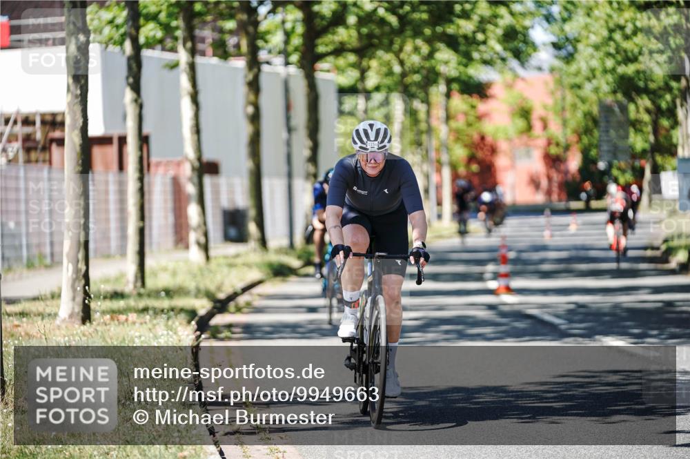 09.08.2026 - GEWOBA Citytriathlon Bremen Michael Burmester http://msf.ph/oto/9949663 09.08.2026 12:55:58 Radfahren 612, 667, 763, 783, 897, 1005, 1146, 1156 meine-sportfotos.de