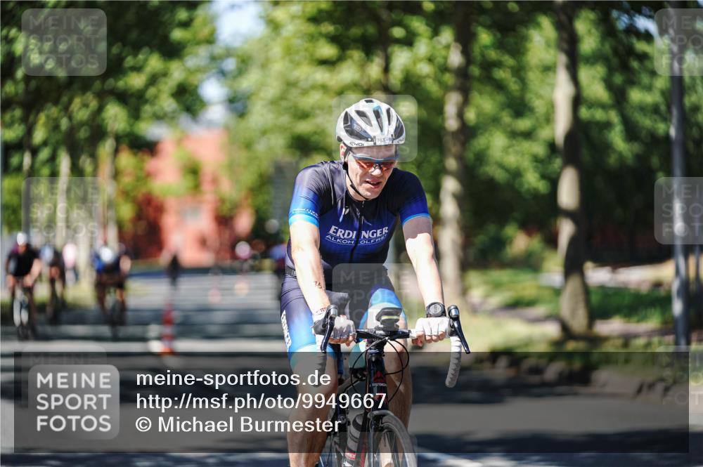 09.08.2026 - GEWOBA Citytriathlon Bremen Michael Burmester http://msf.ph/oto/9949667 09.08.2026 12:56:02 Radfahren 564, 612, 667, 763, 780, 783, 810, 819, 897, 1005, 1156 meine-sportfotos.de