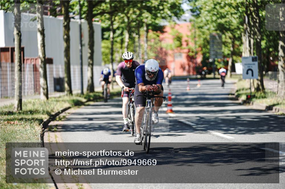 09.08.2026 - GEWOBA Citytriathlon Bremen Michael Burmester http://msf.ph/oto/9949669 09.08.2026 12:56:05 Radfahren 564, 612, 667, 763, 780, 810, 819, 897, 1005, 1126, 1156 meine-sportfotos.de