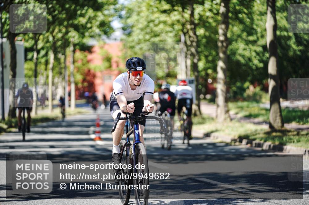 09.08.2026 - GEWOBA Citytriathlon Bremen Michael Burmester http://msf.ph/oto/9949682 09.08.2026 12:56:14 Radfahren 564, 664, 673, 759, 763, 780, 810, 819, 897, 912, 1005, 1126 meine-sportfotos.de