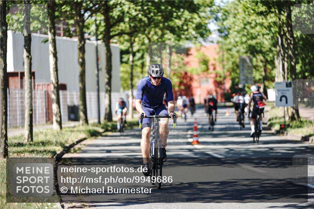 09.08.2026 - GEWOBA Citytriathlon Bremen Michael Burmester http://msf.ph/oto/9949686 09.08.2026 12:56:16 Radfahren 564, 664, 673, 759, 780, 810, 819, 912, 1017, 1126 meine-sportfotos.de