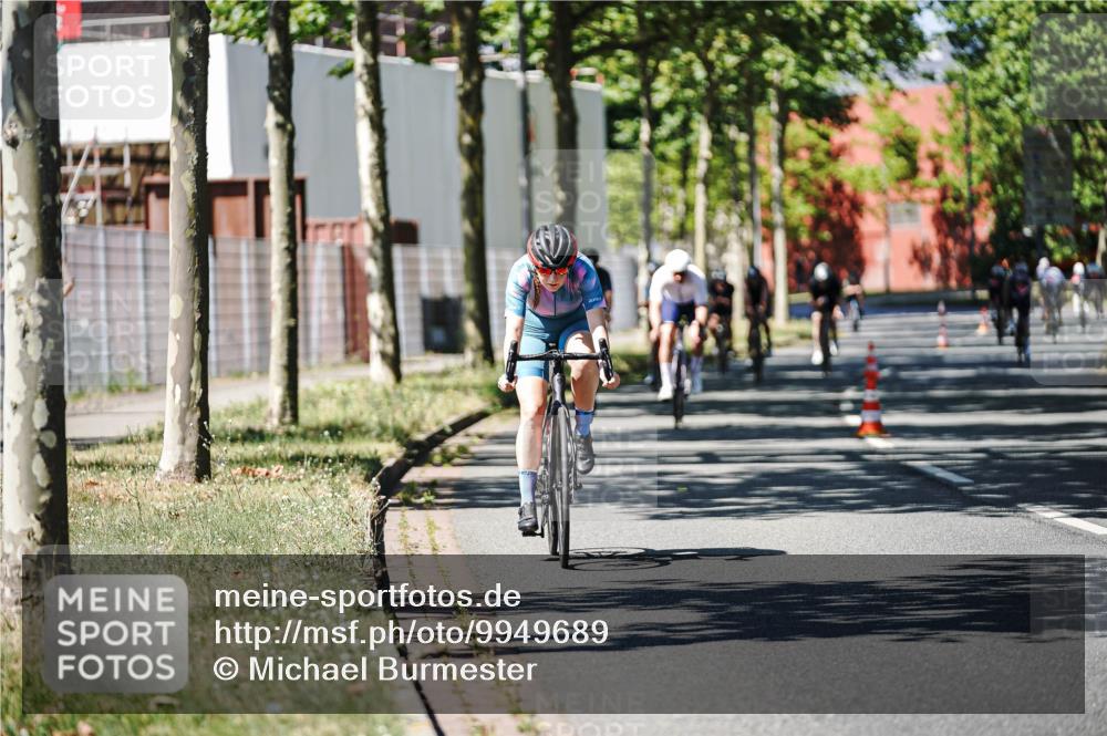 09.08.2026 - GEWOBA Citytriathlon Bremen Michael Burmester http://msf.ph/oto/9949689 09.08.2026 12:56:19 Radfahren 564, 664, 671, 673, 759, 780, 810, 819, 912, 1017, 1126 meine-sportfotos.de