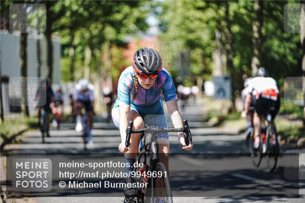 09.08.2026 - GEWOBA Citytriathlon Bremen Michael Burmester http://msf.ph/oto/9949691 09.08.2026 12:56:21 Radfahren 664, 671, 673, 759, 780, 912, 1017, 1126 meine-sportfotos.de