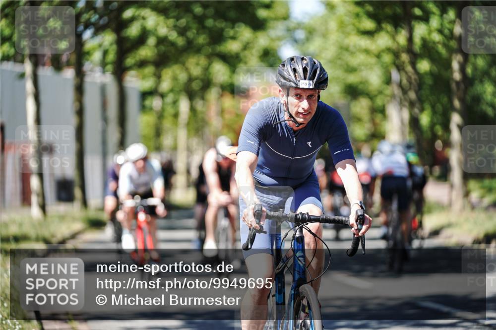 09.08.2026 - GEWOBA Citytriathlon Bremen Michael Burmester http://msf.ph/oto/9949695 09.08.2026 12:56:23 Radfahren 664, 671, 673, 759, 912, 1017, 1113, 1126 meine-sportfotos.de