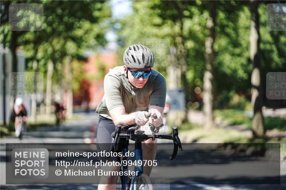 09.08.2026 - GEWOBA Citytriathlon Bremen Michael Burmester http://msf.ph/oto/9949705 09.08.2026 12:56:30 Radfahren 671, 727, 759, 774, 848, 871, 902, 912, 1017, 1113 meine-sportfotos.de