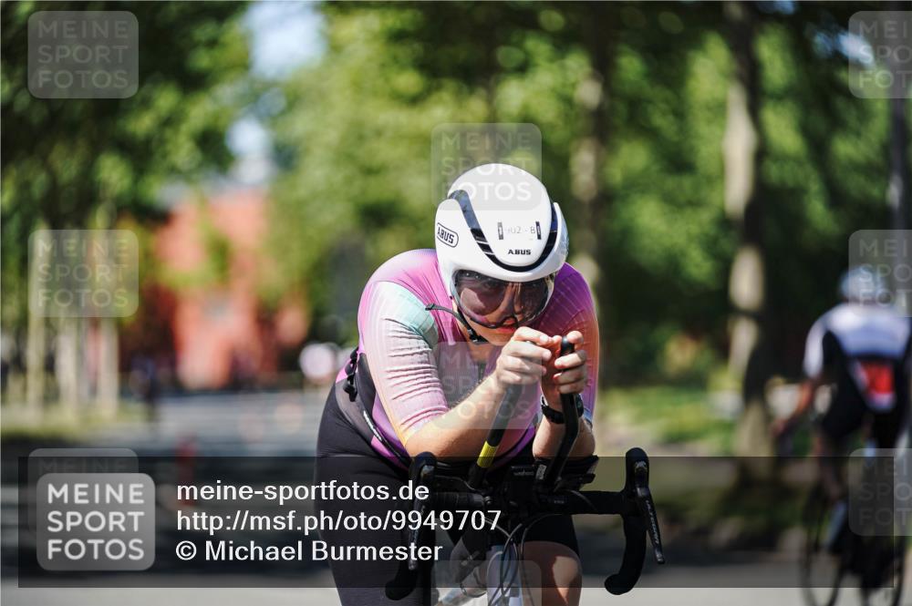 09.08.2026 - GEWOBA Citytriathlon Bremen Michael Burmester http://msf.ph/oto/9949707 09.08.2026 12:56:34 Radfahren 671, 727, 759, 761, 762, 774, 848, 871, 902, 1017, 1113 meine-sportfotos.de