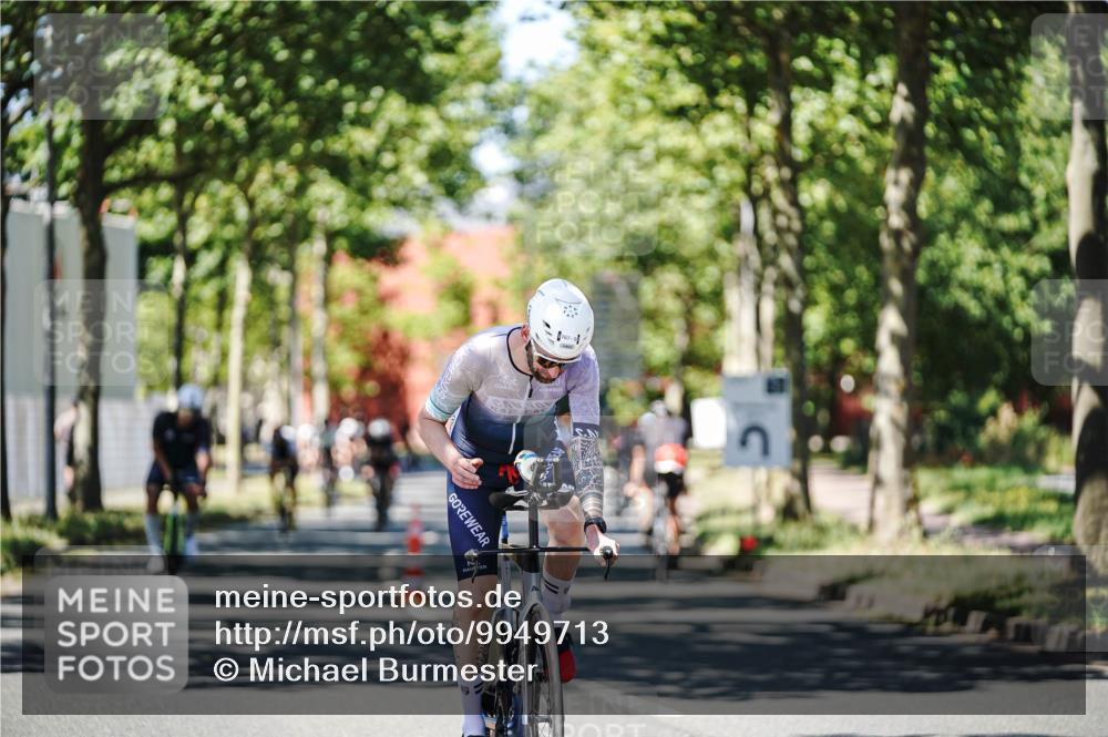 09.08.2026 - GEWOBA Citytriathlon Bremen Michael Burmester http://msf.ph/oto/9949713 09.08.2026 12:56:51 Radfahren 601, 620, 740, 761, 762, 767, 840, 1012 meine-sportfotos.de