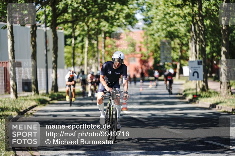 09.08.2026 - GEWOBA Citytriathlon Bremen Michael Burmester http://msf.ph/oto/9949716 09.08.2026 12:56:53 Radfahren 601, 620, 740, 762, 767, 840, 1012 meine-sportfotos.de