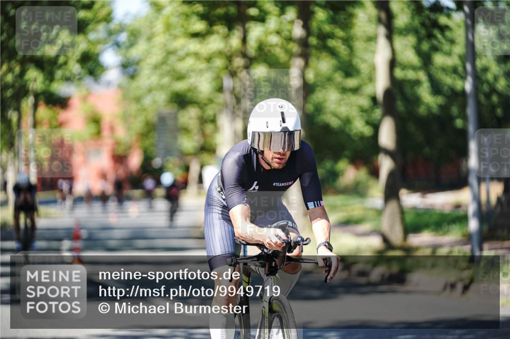 09.08.2026 - GEWOBA Citytriathlon Bremen Michael Burmester http://msf.ph/oto/9949719 09.08.2026 12:56:54 Radfahren 601, 620, 637, 740, 762, 767, 840, 1012 meine-sportfotos.de