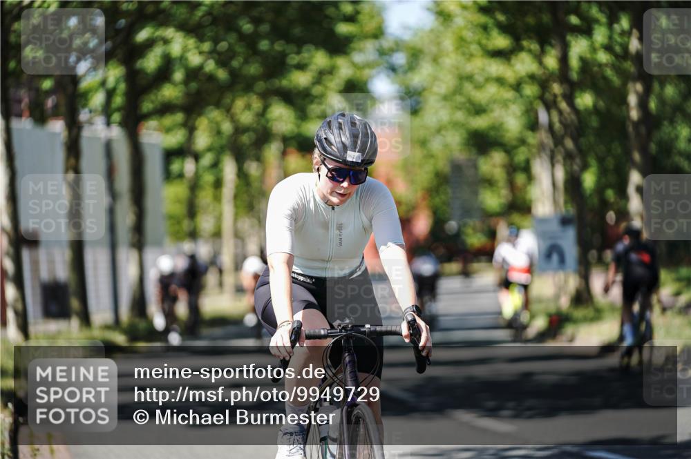 09.08.2026 - GEWOBA Citytriathlon Bremen Michael Burmester http://msf.ph/oto/9949729 09.08.2026 12:57:00 Radfahren 601, 620, 637, 696, 740, 766, 767, 844, 896, 1012, 1109 meine-sportfotos.de