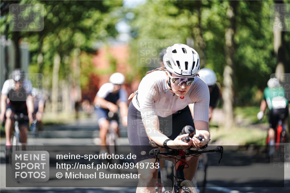 09.08.2026 - GEWOBA Citytriathlon Bremen Michael Burmester http://msf.ph/oto/9949733 09.08.2026 12:57:04 Radfahren 601, 620, 637, 696, 740, 766, 767, 844, 896, 972, 1012, 1109 meine-sportfotos.de