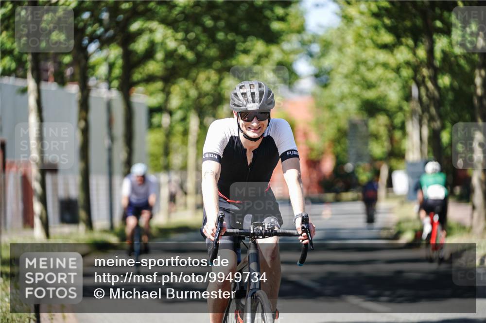 09.08.2026 - GEWOBA Citytriathlon Bremen Michael Burmester http://msf.ph/oto/9949734 09.08.2026 12:57:05 Radfahren 601, 620, 637, 696, 740, 766, 767, 844, 896, 972, 1012, 1109 meine-sportfotos.de