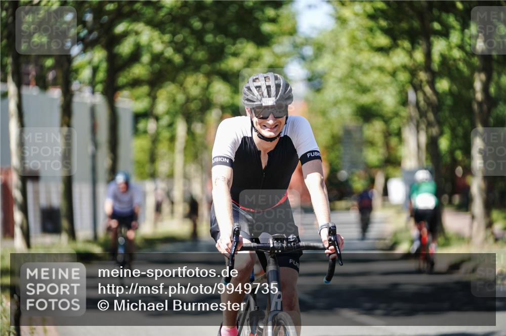 09.08.2026 - GEWOBA Citytriathlon Bremen Michael Burmester http://msf.ph/oto/9949735 09.08.2026 12:57:05 Radfahren 601, 620, 637, 696, 740, 766, 767, 844, 896, 972, 1012, 1109 meine-sportfotos.de