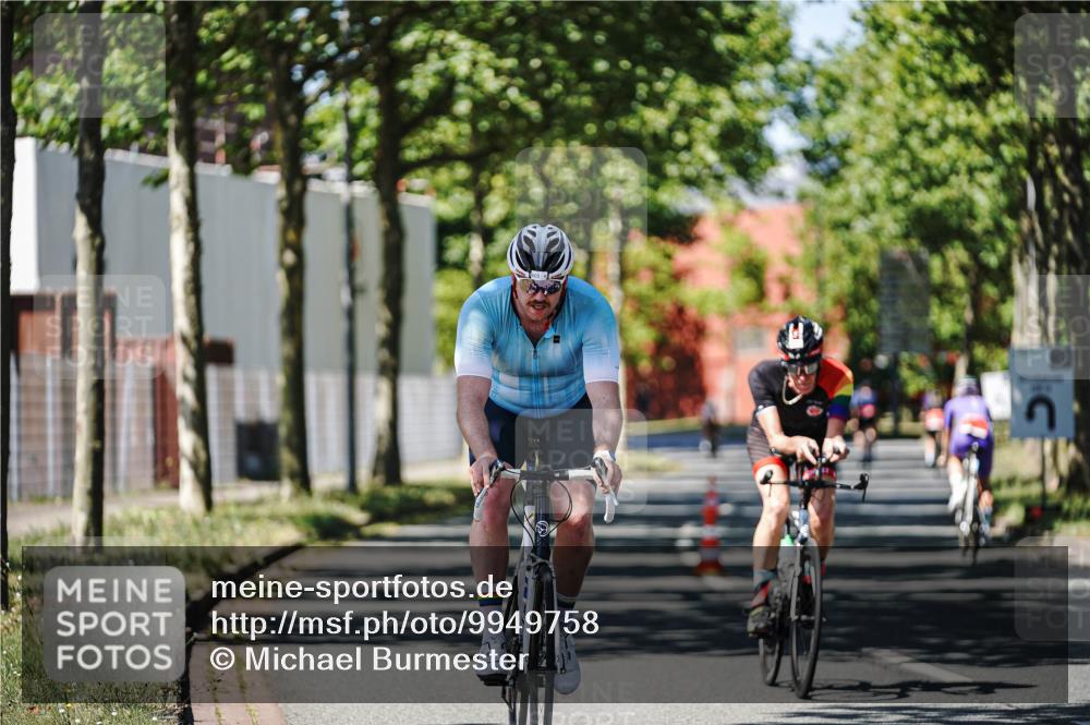 09.08.2026 - GEWOBA Citytriathlon Bremen Michael Burmester http://msf.ph/oto/9949758 09.08.2026 12:57:27 Radfahren 586, 603, 701, 702, 806, 834, 838, 858, 886, 982 meine-sportfotos.de