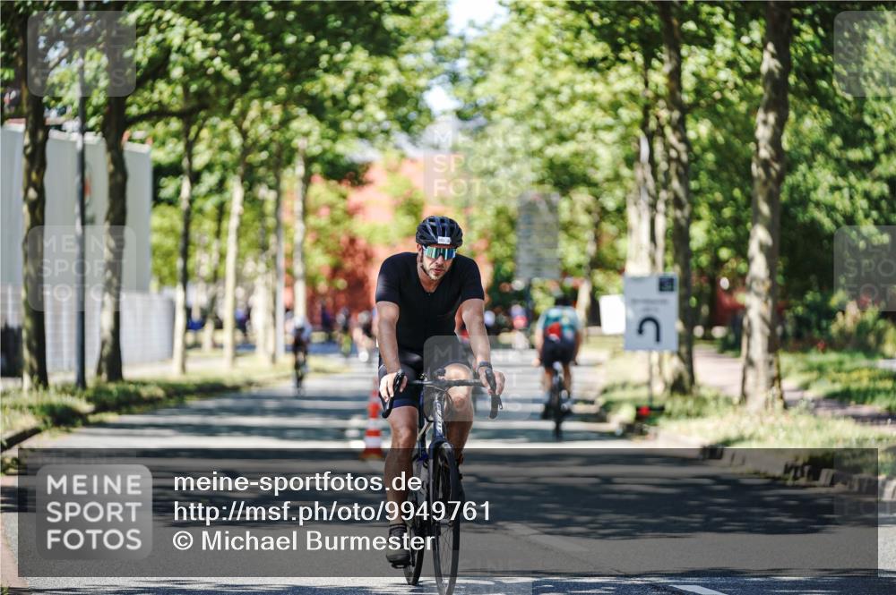 09.08.2026 - GEWOBA Citytriathlon Bremen Michael Burmester http://msf.ph/oto/9949761 09.08.2026 12:57:32 Radfahren 603, 701, 702, 834, 838, 858, 982, 1153 meine-sportfotos.de